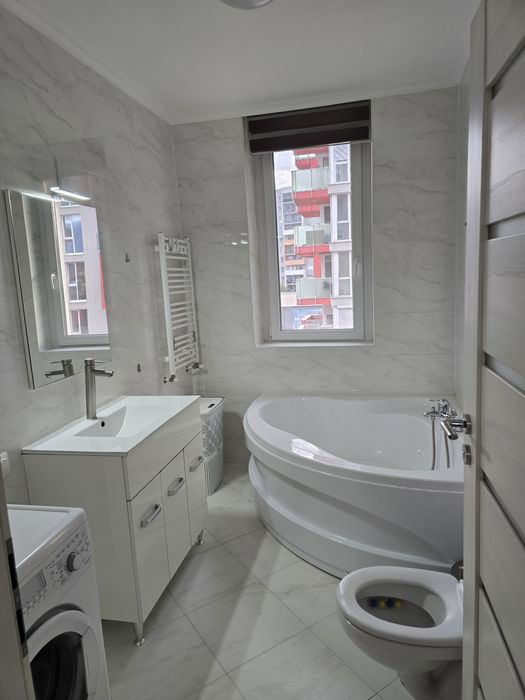 Inchiriez ap 2 camere Lux central ARED Iosia