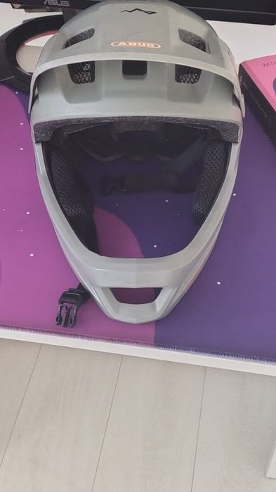 Cască abus full face