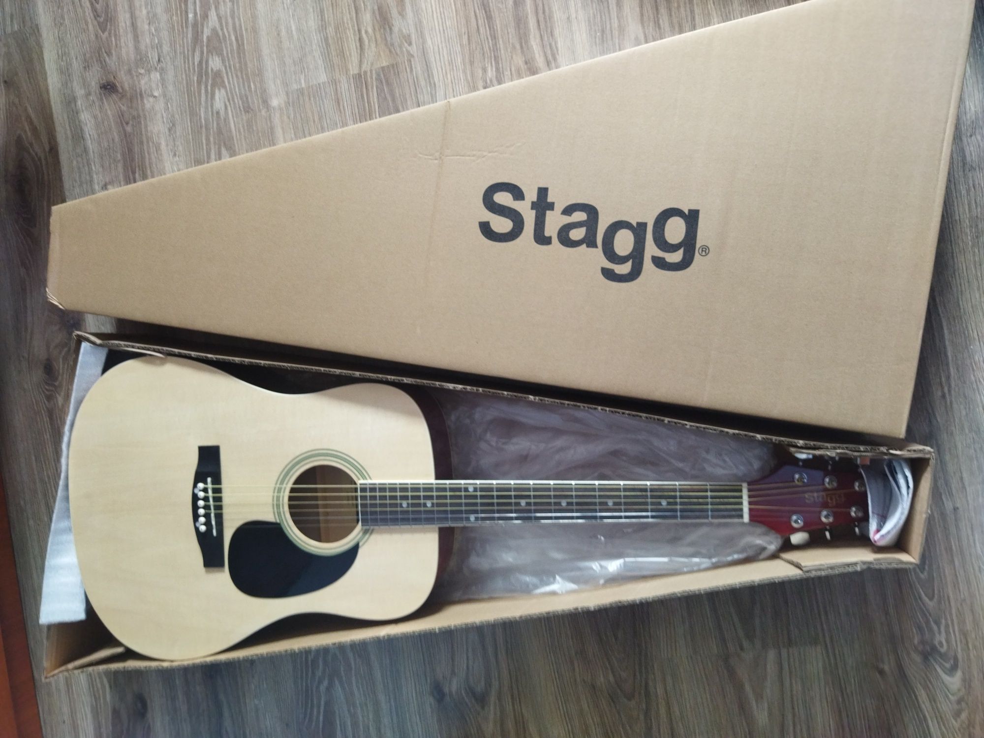 Гитара акустическая Stagg SA20D