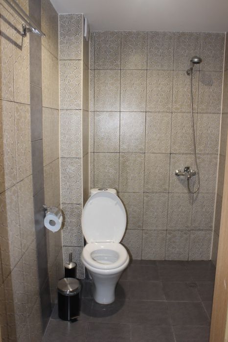 Къща, Работещ Хотел