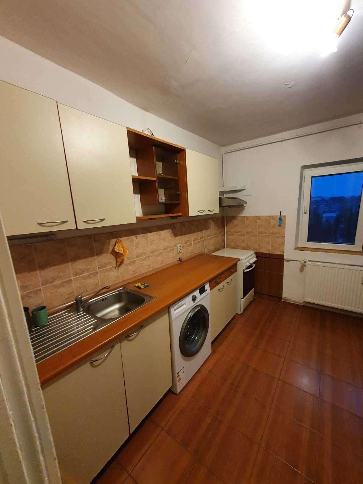 Vanzare Apartament 2 camere, Teatrul Masca, decomandat, 62 m^2 utili