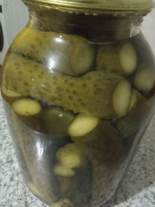 Продам соленые огурцы