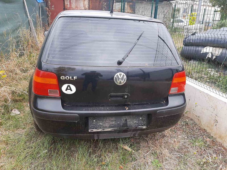 Volkswagen Golf 1.4i 2002 VW  Фолксваген голф 4 бензин на ЧАСТИ / Цял