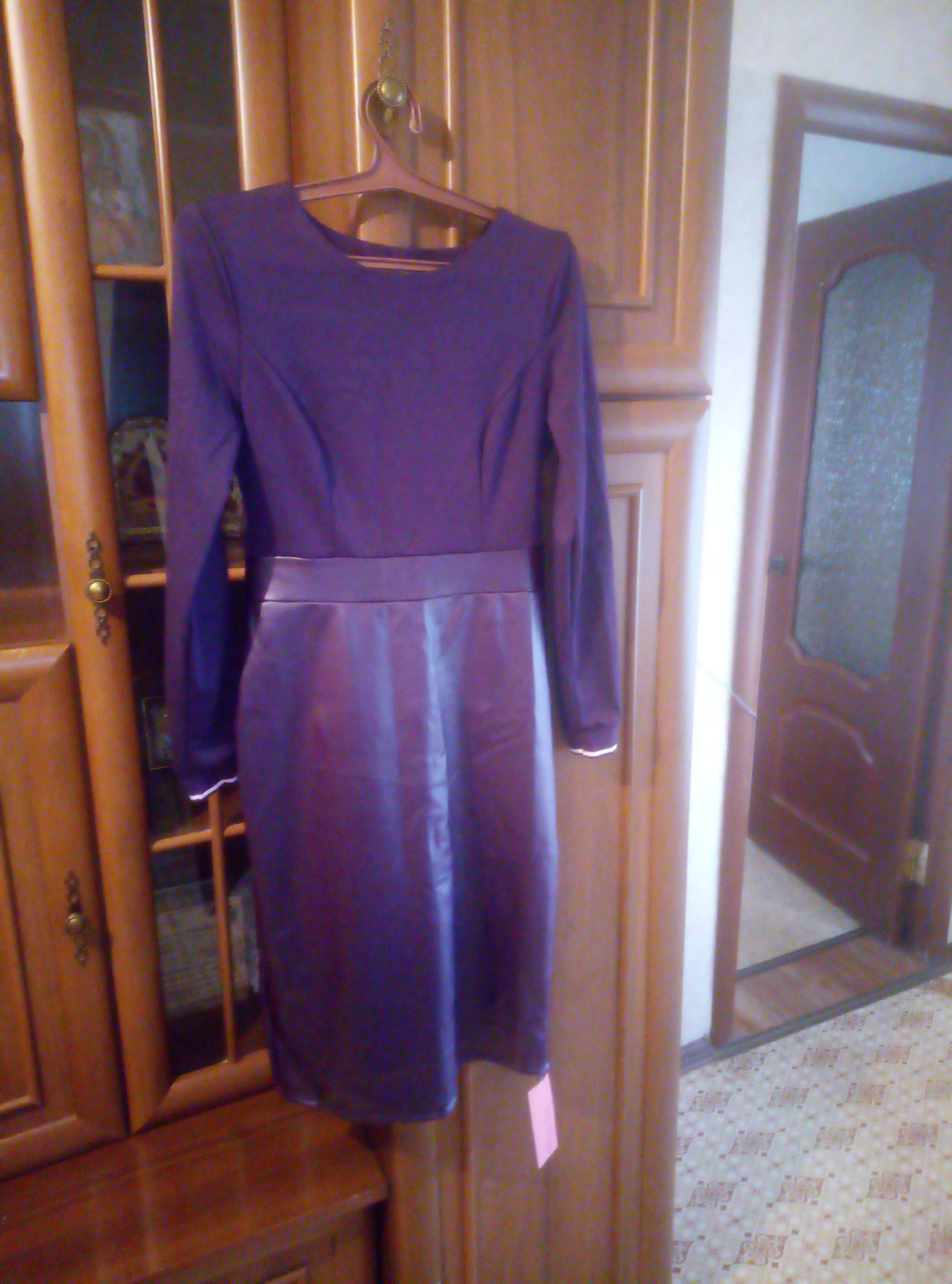 Женские платья, размер 46 48,рукав длинный, новые
