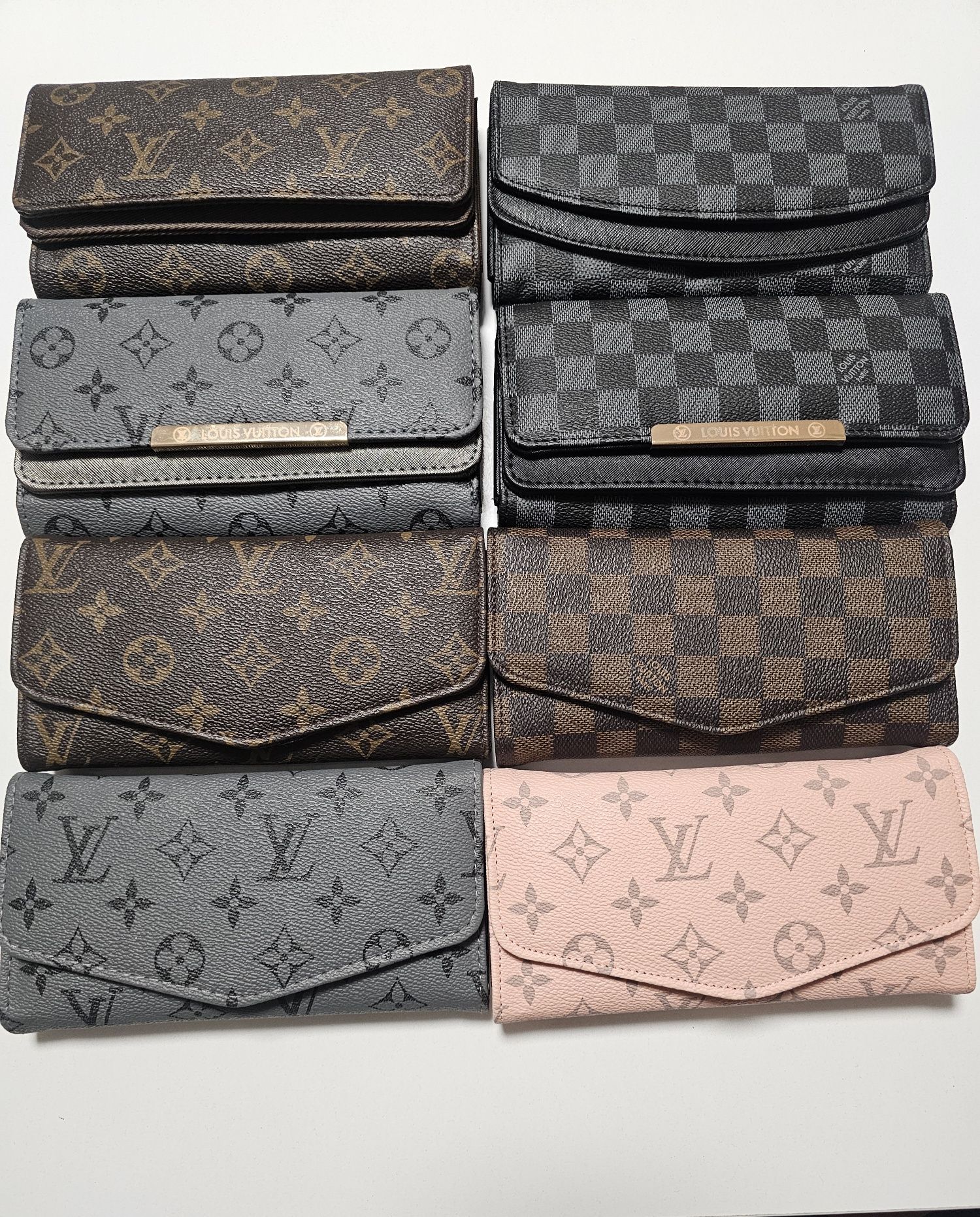 Дамски Портмонета Guess Louis Vuitton Michael Kors Dior Channel