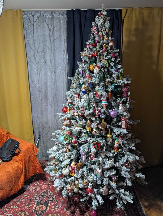 Изкуствена коледна елха