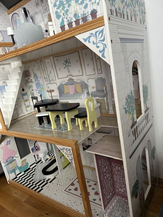 Casuta pentru papusi