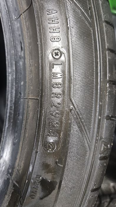 Anvelope vara Dunlop Sport Maxx