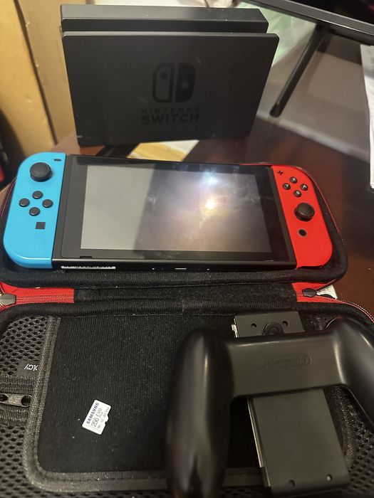 Nintendo switch - като нов!
