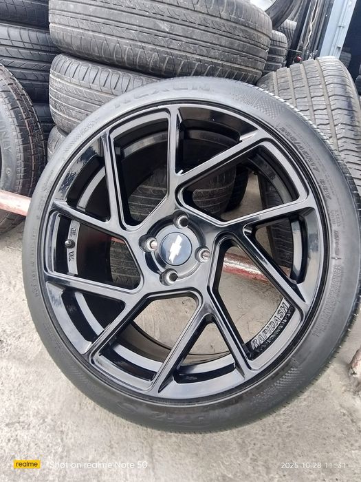 R17 lambo Fason diska balon