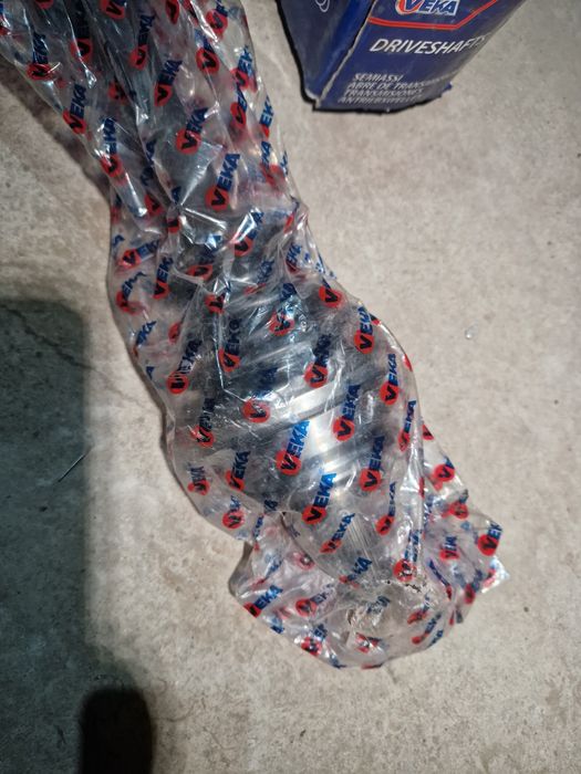 НОВИ полуоски за BMW X5 E53 / полуоска с карета БМВ Х5 Е53