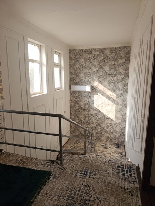 Ўзимни уйимни сотаман.Маклермасман.Ҳовли сотилади,4 сотих ховли