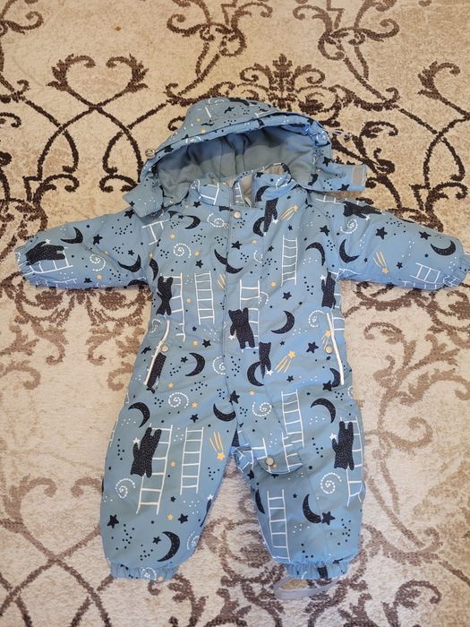 Продается комбинизон на годика. НОВЫЙ.Чистый.