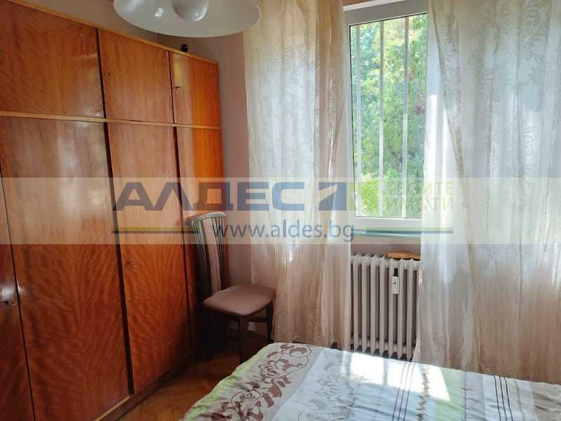 Продава се Тристаен апартамент в София, Славия - 95 кв.м за 3137 €/кв.м - Снимка #9