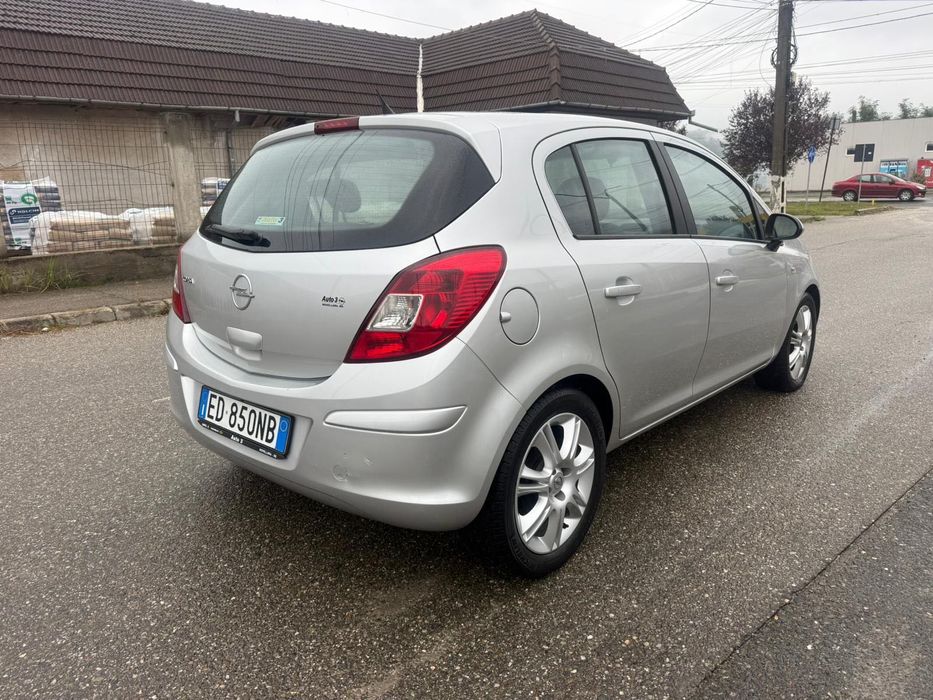 Opel Corsa D 1.4