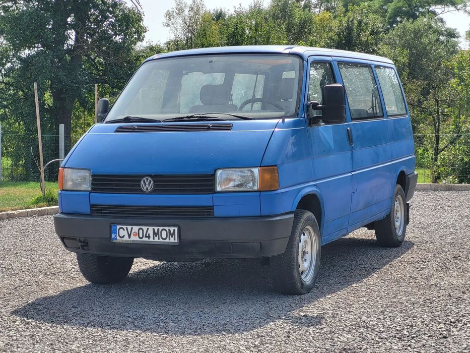 Volkswagen Transporter Volkswagen Transporter T4 cu 8 locuri.