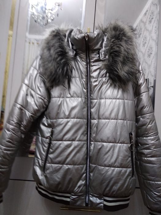 Шуба ва курка сотилади