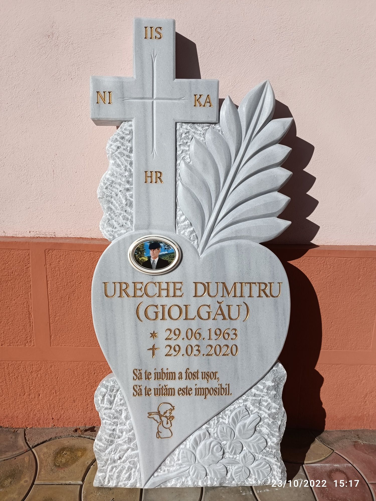 Monumente funerare - Cruci din marmura