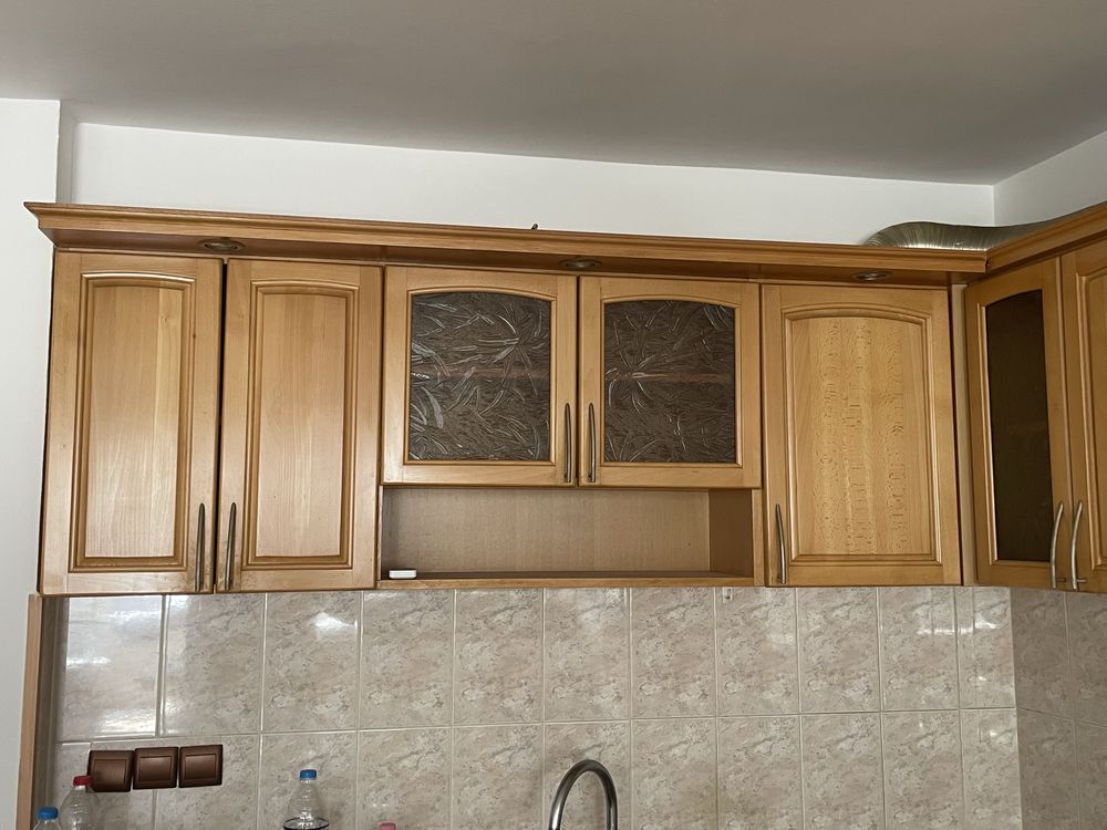Кухня от масив + подарък аспиратор