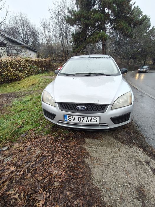 Vând Ford focus 2