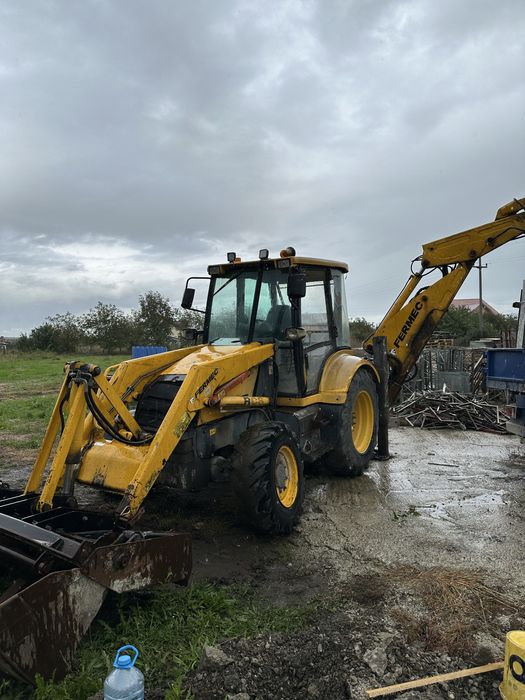 Dezmembrez buldo excavator fermec 860