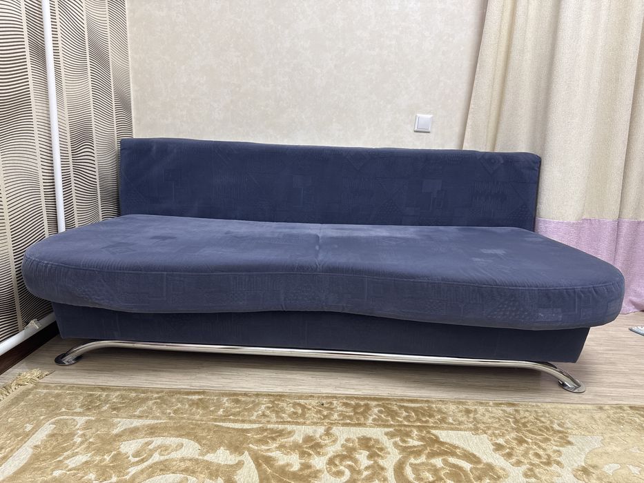 Продам диван-кровать в хорошем состоянии
