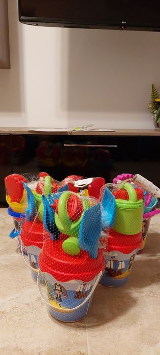 Găletușe pentru nisip