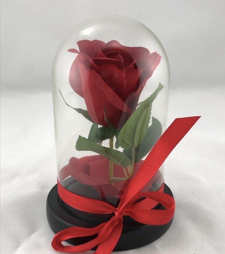 Вечна роза в стъкленица на най-добра цена!