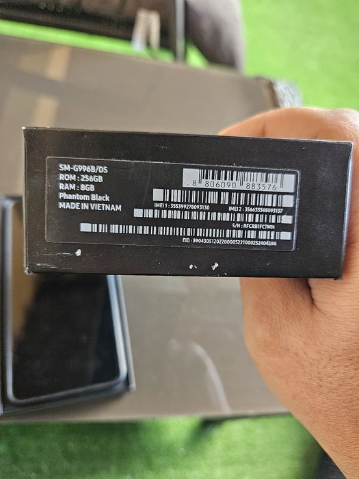 Samsung Galaxy S21 plus