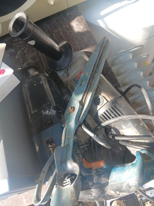 Ножниця алументь.