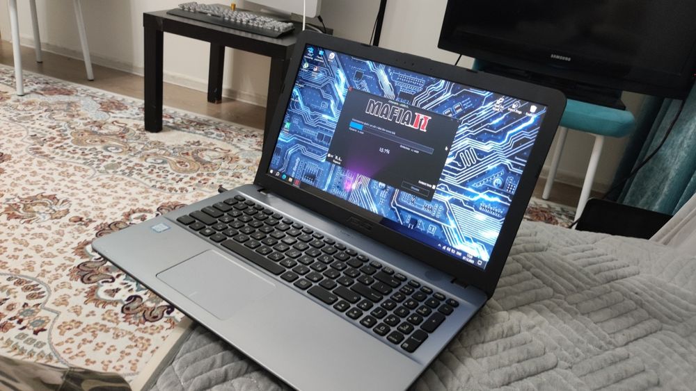 Core i3 Gen7 Asus игры тянет