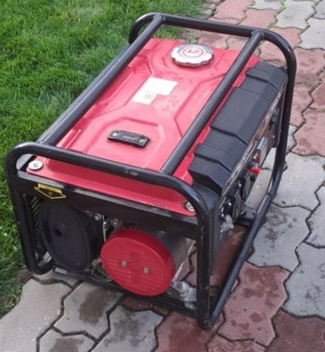 Generator Steinhaus Model Progen 2900 220v si 12v  max 2.9kw