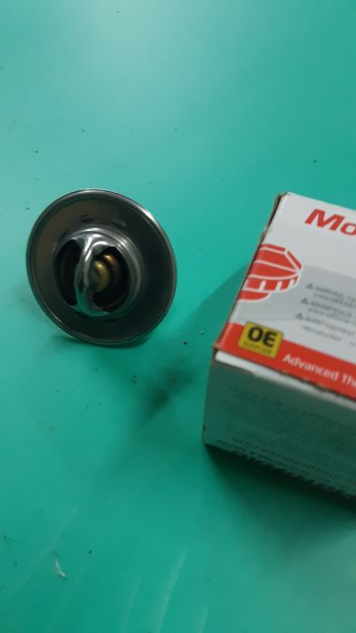 Запчасти гранд чероки новые