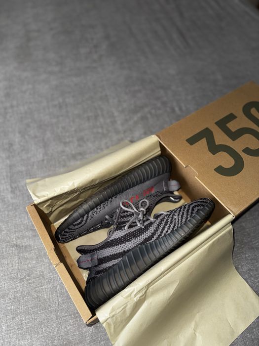 Yeezy 350 V2 Beluga 2.0