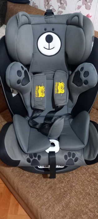 Детско столче с изофикс