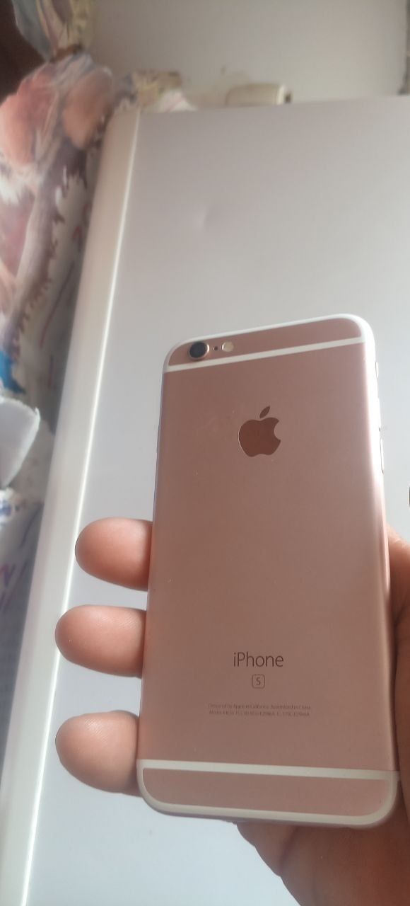 Aplle 6 s sotiladi ishlashi ideal  batareyka 100% xamma joyi ishlidi