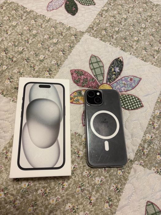 Айфон 15 с коробкой