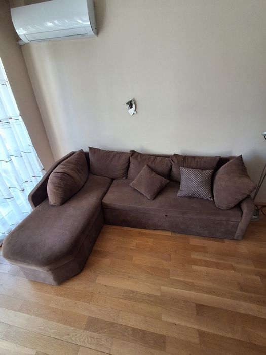 Ъглов разтегателен диван