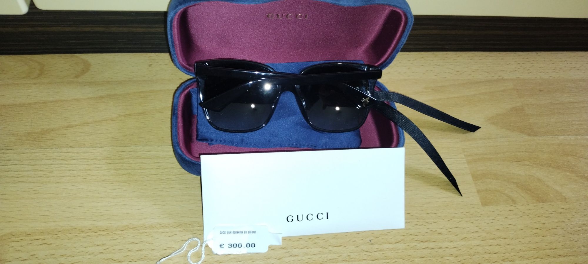 Слънчеви очила Gucci от 300 € на 300 лв.