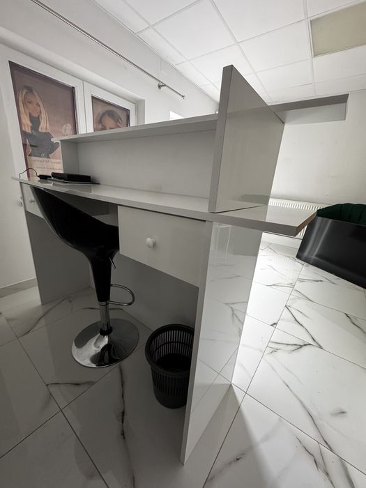 Vand receptie salon