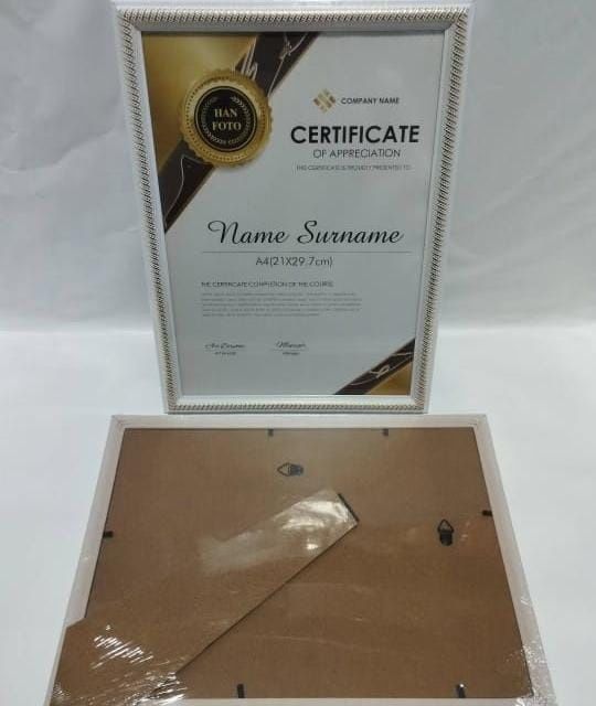 Рамка 21×30 см белый с золотом