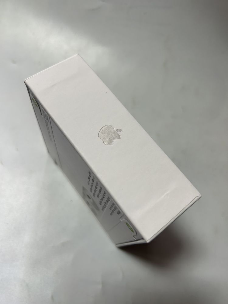 Оригинални слушалки Apple AirPods 3 (3rd generation) - чисто нови