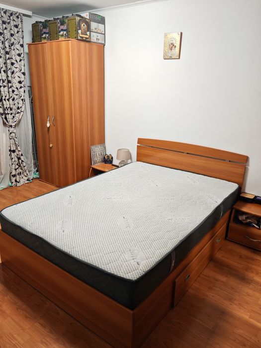 Set mobila de dormitor + saltea