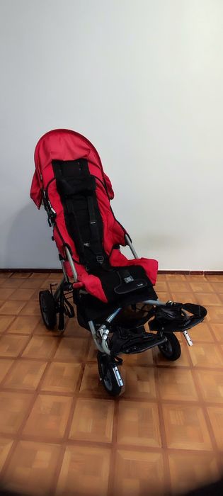 Кресло-коляска для детей с ДЦП Convaid Cruiser CX16