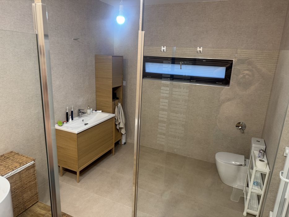 Casa de vanzare la cheie