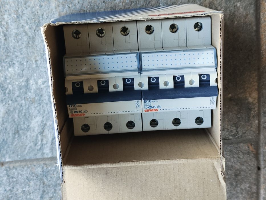 Intrerupator, Siguranta, automata, MT, 100, 3P, Tripolar, Curba, B, 10