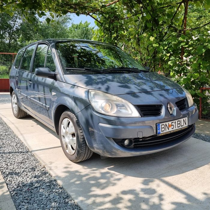 Vând Renault Megane Scenic