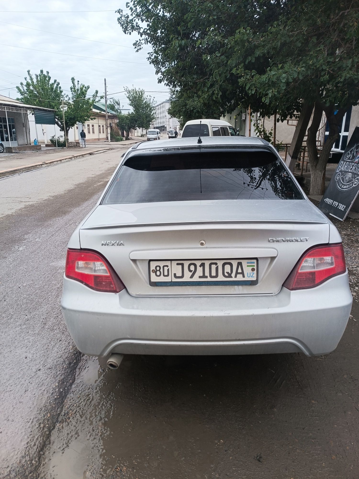 Нексия 1.5 сотилади