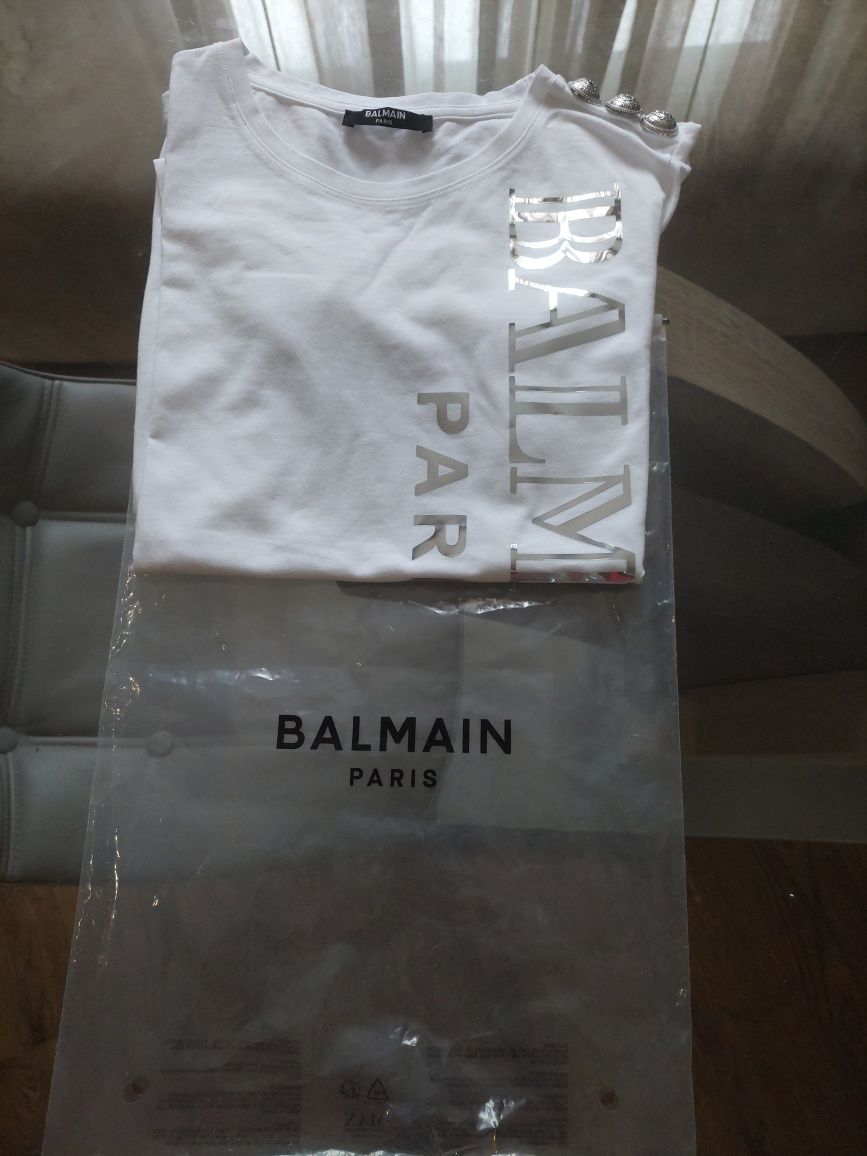 Тениска Balmain ,чисто нова