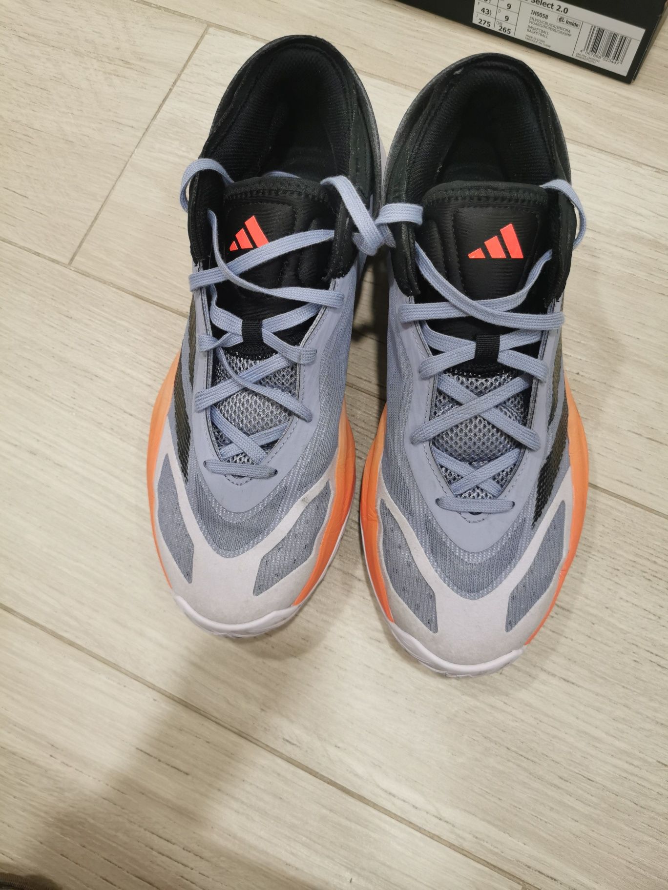 Обувки adidas adzizero 2.0